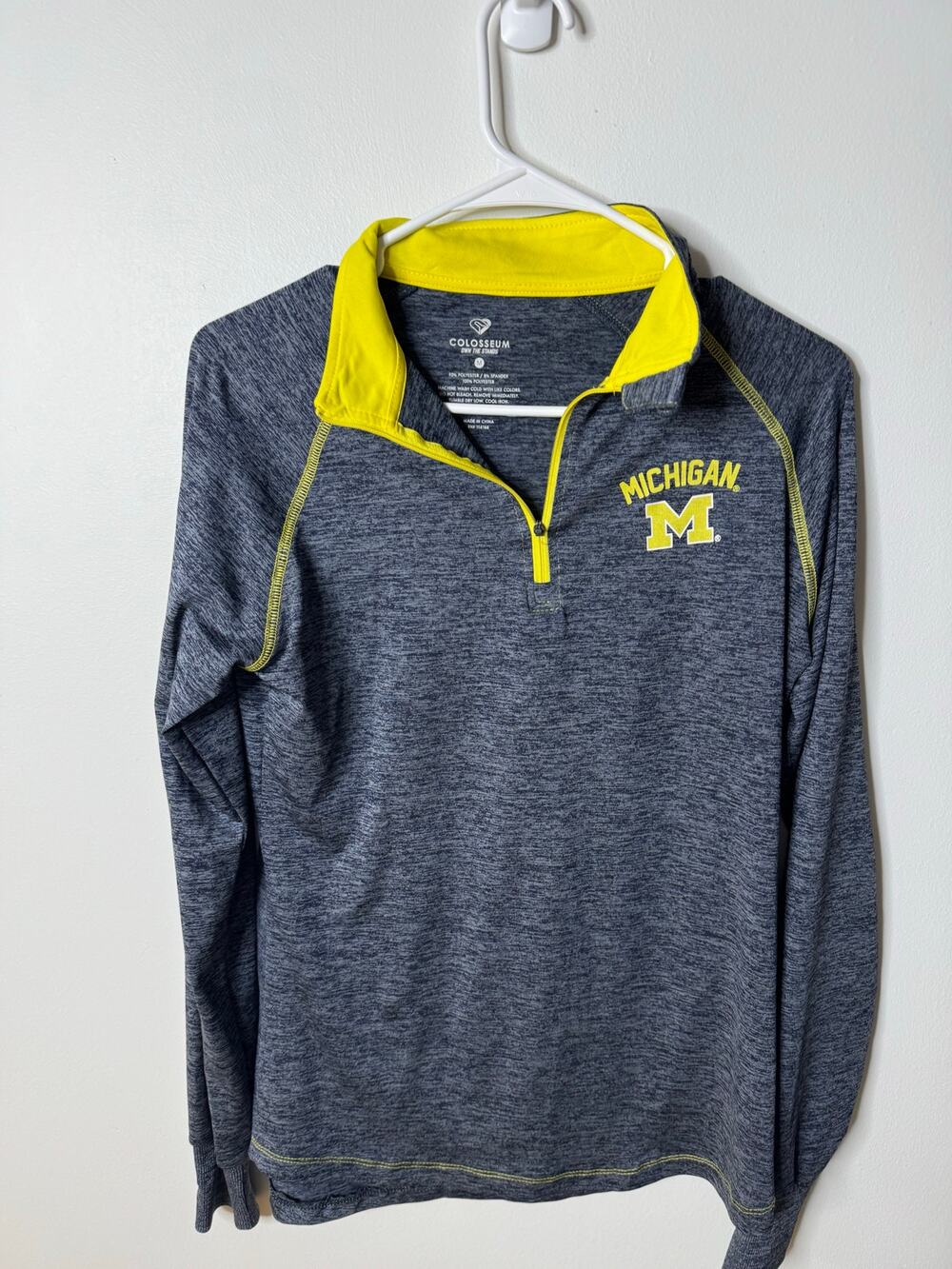 Colosseum University of Michigan Quarter Zip Medium Blue Athletic
